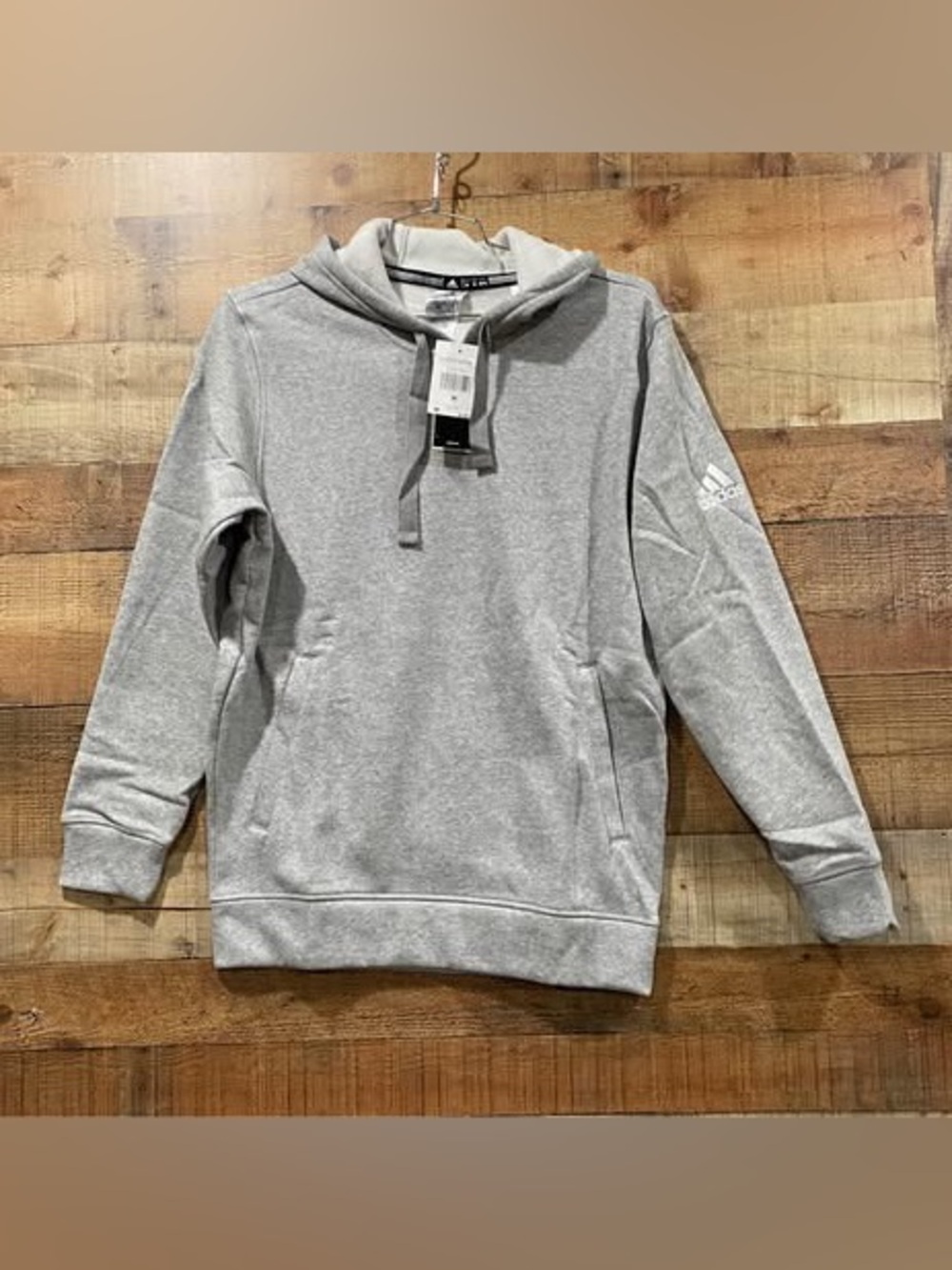 New With Tags adidas Men’s Heather Gray Pullover Hoodie Size Medium